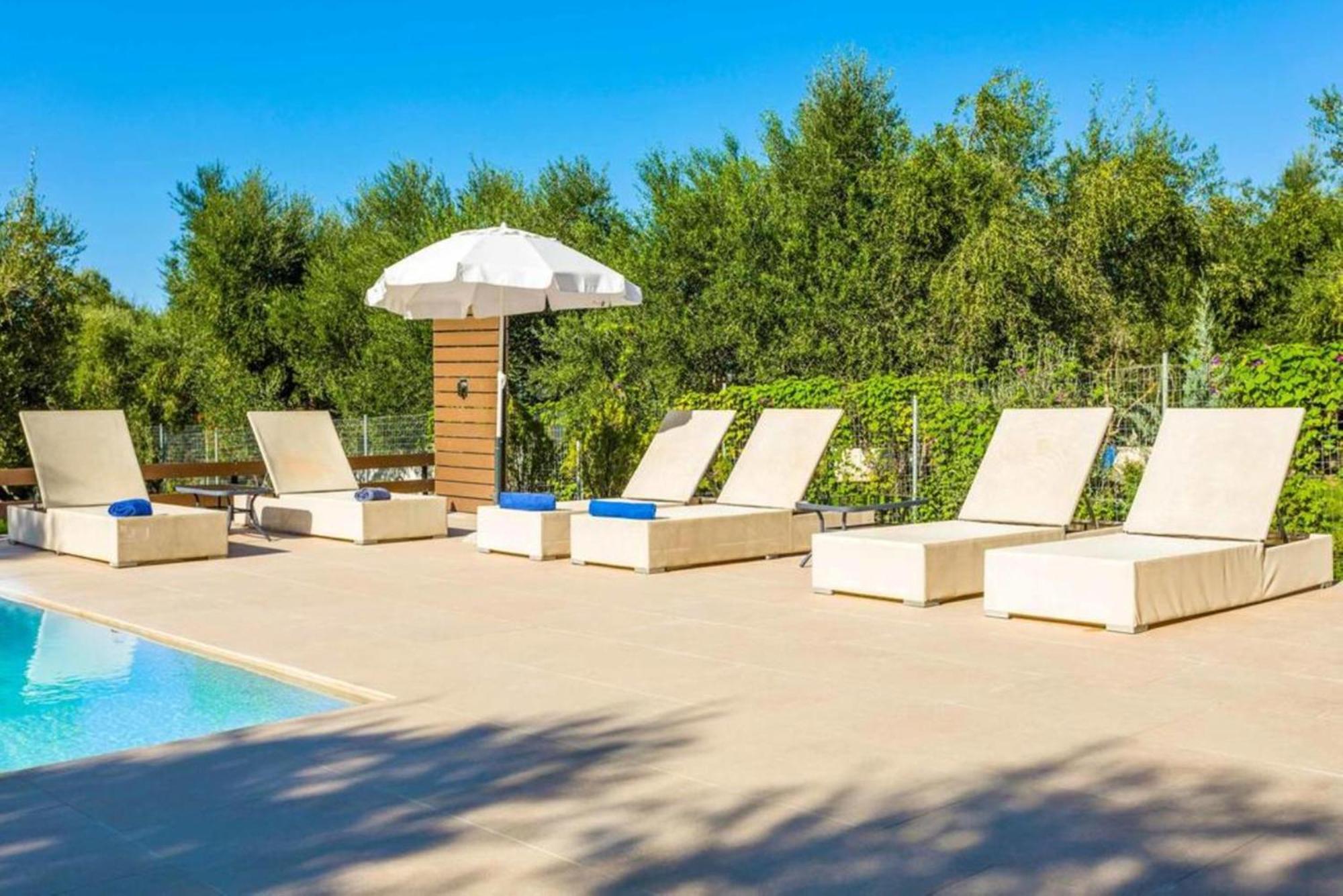 Astarte Villas - Petra Elia Private Villa With Pool Plános Buitenkant foto
